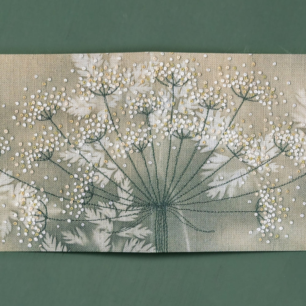 open this card to see the full cow parsley seed head on a painted background.