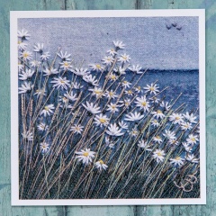 10-daisies-by-the-sea-card